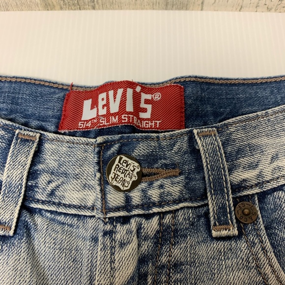 Levi’s Distressed Denim Light Washed Shorts 14R - Picture 3 of 9